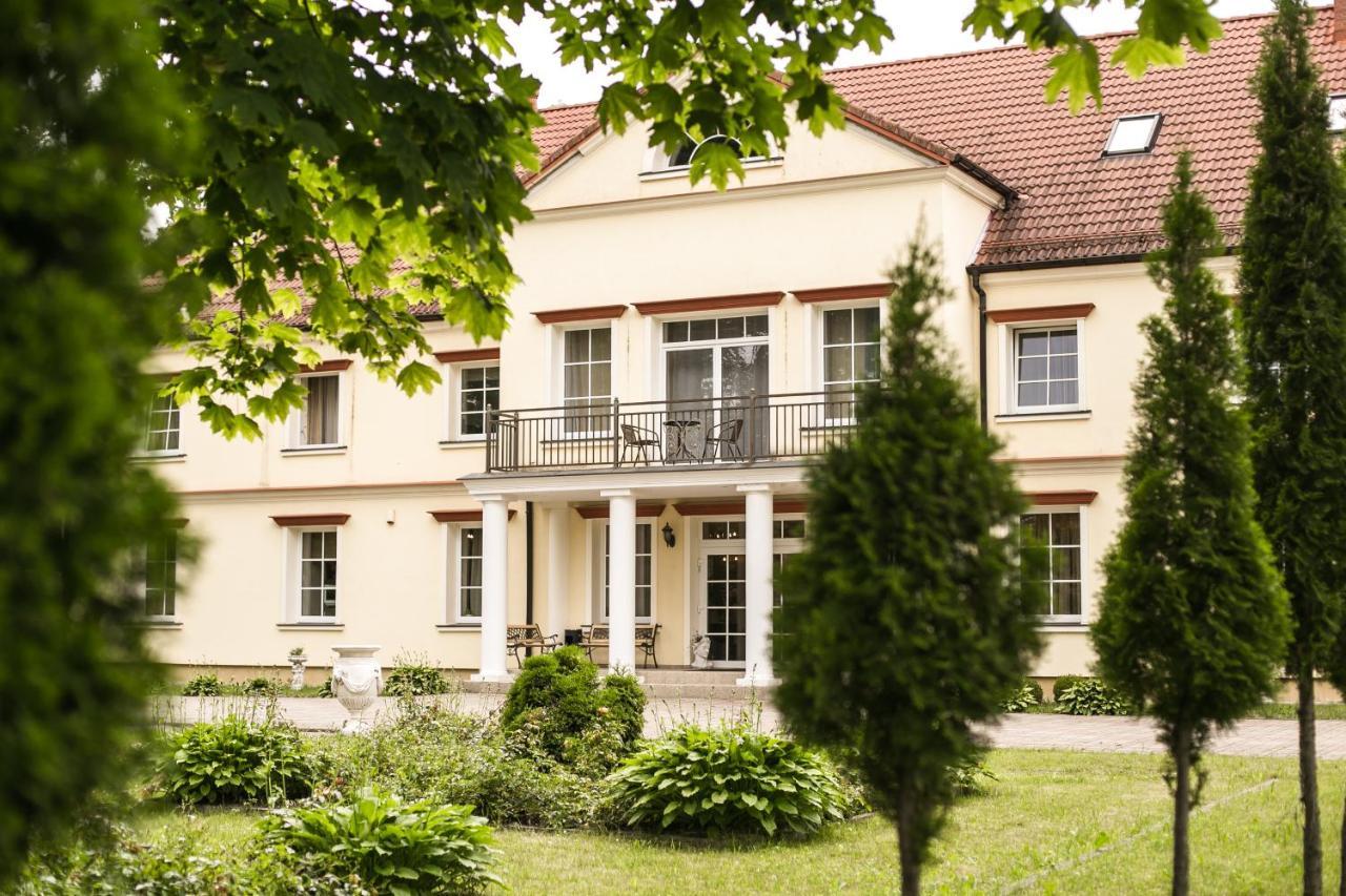 Ziemupes Muiza & Spa Bagian luar foto
